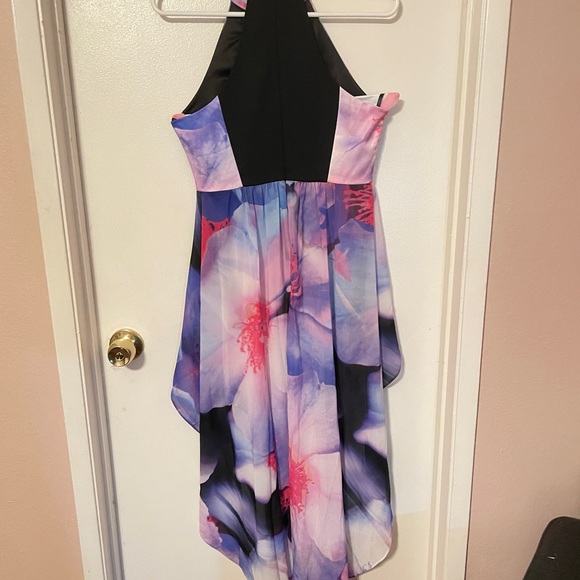 Bebe Asymmetrical Beaded Halter Dressy Top Size Small - Picture 4 of 9